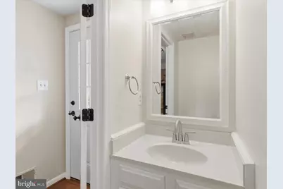 1563 Autumn Ridge Circle, Reston, VA 20194 - Photo 12