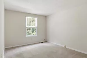 1563 Autumn Ridge Cir, Reston, VA 20194 - Photo 16