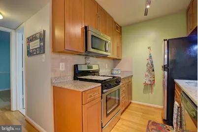 4909 Americana Drive #T6, Annandale, VA 22003 - Photo 6