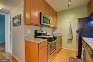 4909 Americana Dr, Annandale, VA 22003 - Photo 6