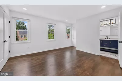 7426 Hallcrest Drive, McLean, VA 22102 - Photo 20