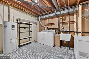 7426 Hallcrest Dr, McLean, VA 22102 - Photo 30