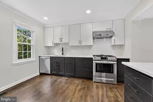 7426 Hallcrest Dr, McLean, VA 22102 - Photo 6