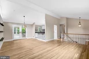 8704 Greystone Pl, Alexandria, VA 22309 - Photo 14