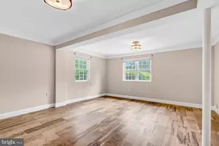 8704 Greystone Pl, Alexandria, VA 22309 - Photo 8