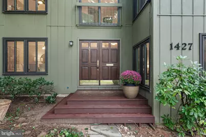 1427 Green Run Lane, Reston, VA 20190 - Photo 4