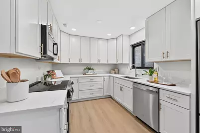 1427 Green Run Lane, Reston, VA 20190 - Photo 16