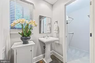 1427 Green Run Ln, Reston, VA 20190 - Photo 28