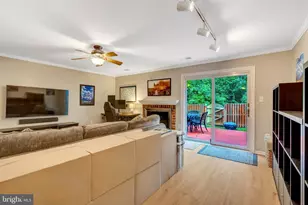 9944 Whitewater Dr, Burke, VA 22015 - Photo 34
