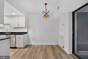2200 Castle Rock Square, Reston, VA 20191 - Photo 4