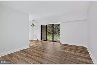 2200 Castle Rock Square #2B, Reston, VA 20191 - Photo 6
