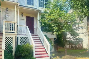 14220 Autumn Cir, Centreville, VA 20121 - Photo 1