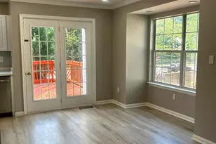 14220 Autumn Cir, Centreville, VA 20121 - Photo 8