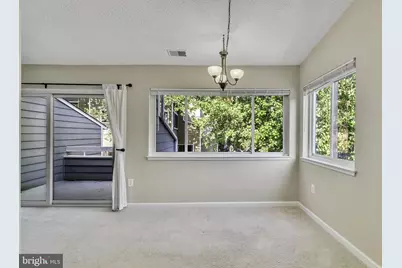 11041 Villaridge Court #11041B, Reston, VA 20191 - Photo 8