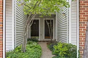 13142 Marcey Creek Rd, Herndon, VA 20171 - Photo 2