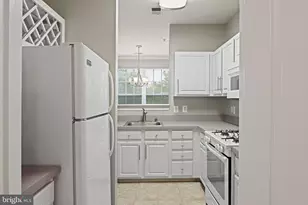 13142 Marcey Creek Rd, Herndon, VA 20171 - Photo 12