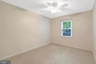 7719 Bristol Square Ct, Springfield, VA 22153 - Photo 30