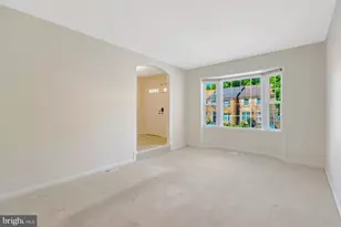 7719 Bristol Square Ct, Springfield, VA 22153 - Photo 14