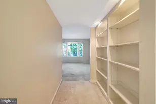 7719 Bristol Square Ct, Springfield, VA 22153 - Photo 12