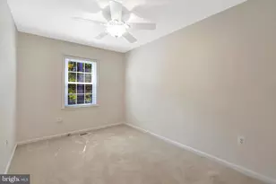 7719 Bristol Square Ct, Springfield, VA 22153 - Photo 28