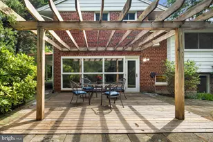 6523 Kerns Rd, Falls Church, VA 22044 - Photo 40