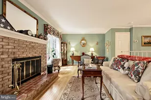 8218 Cedar Landing Ct, Alexandria, VA 22306 - Photo 16