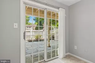 10198 Ashbrooke Ct, Oakton, VA 22124 - Photo 28