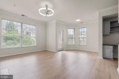 12933 Centre Park Circle #306, Herndon, VA 20171 - Photo 6