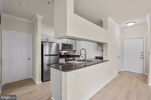 12933 Centre Park Cir, Herndon, VA 20171 - Photo 12