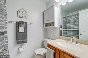 11707 Tumbrel Ct, Fairfax, VA 22030 - Photo 24