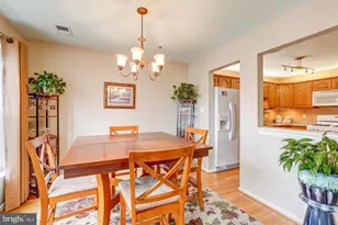 11707 Tumbrel Ct, Fairfax, VA 22030 - Photo 14