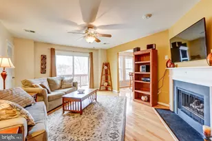 11707 Tumbrel Ct, Fairfax, VA 22030 - Photo 6