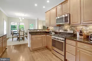 2862 Rosemary Ln, Falls Church, VA 22042 - Photo 16