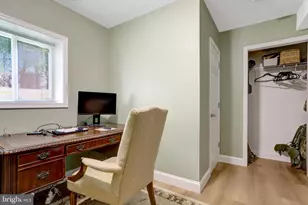 2862 Rosemary Ln, Falls Church, VA 22042 - Photo 52