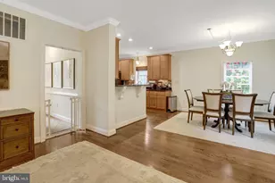 2862 Rosemary Ln, Falls Church, VA 22042 - Photo 12