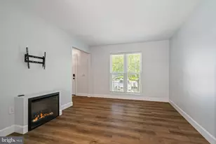 10413 Todman Landing Ct, Burke, VA 22015 - Photo 6