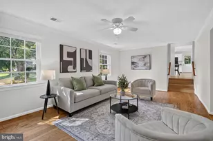 6837 Lamp Post Ln, Alexandria, VA 22306 - Photo 4