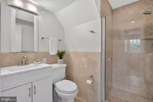 6837 Lamp Post Ln, Alexandria, VA 22306 - Photo 18