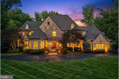 1239 Daleview Drive, McLean, VA 22102 - Photo 2