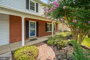 5714 Broadmoor St, Alexandria, VA 22315 - Photo 4