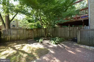 7378 Jiri Woods Ct, Springfield, VA 22153 - Photo 36