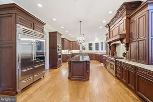 3002 Applebrook Ln, Oakton, VA 22124 - Photo 22