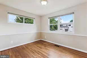 6916 Southridge Dr, McLean, VA 22101 - Photo 22