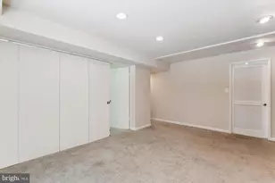 6916 Southridge Dr, McLean, VA 22101 - Photo 38
