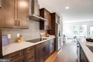 10800 Willow Ter, Fairfax, VA 22030 - Photo 18