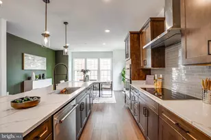 10800 Willow Ter, Fairfax, VA 22030 - Photo 20