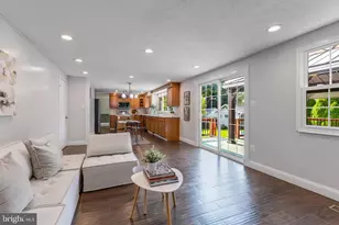 12306 Streamvale Cir, Herndon, VA 20170 - Photo 18