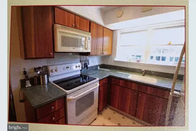 12102 Green Leaf Court #102, Fairfax, VA 22033 - Photo 18
