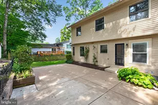 8811 Hayload Ct, Springfield, VA 22153 - Photo 44