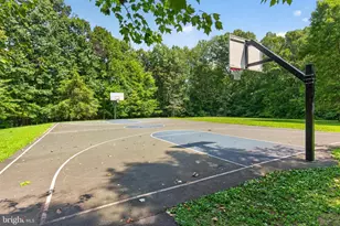 8811 Hayload Ct, Springfield, VA 22153 - Photo 52